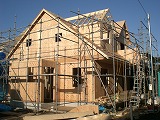 「赤毛のアンの家」水戸市で建て方開始！