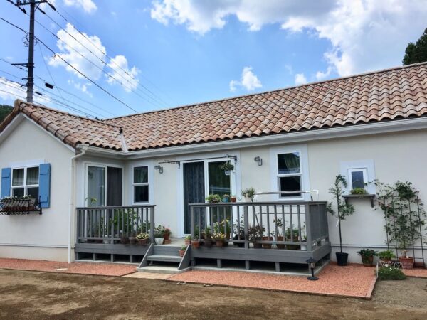 茨城に建てる輸入住宅の平屋　フレンチスタイル平屋の施工事例と間取りの注意点