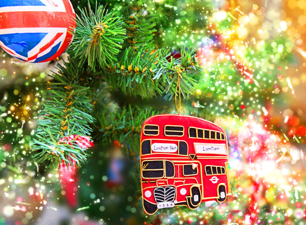 クリスマスツリー｜ロンドンの「クリスマスマーケット」に学ぶ｜「冬の住まい」が華やぐ演出術