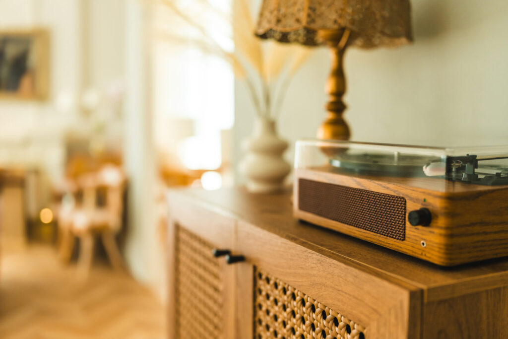 新築リビングを心地よく整える方法|快適レイアウト・照明計画でおしゃれさと暮らしやすさを両立させるコツ