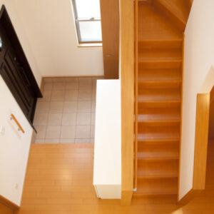 「玄関の吹き抜け」は本当に必要なのか見極めるには｜後悔しないための確認ポイント